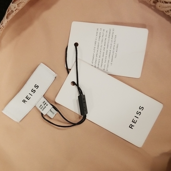 💕REISS💕 Mena One-Shoulder Crochet Lace Dress ~ Nude US 6 NWT - Picture 10 of 13